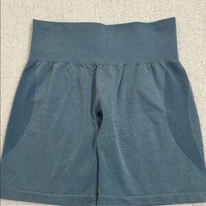 Women's seamless shorts